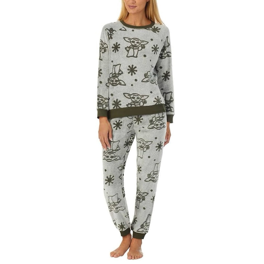 STAR WARS Mandalorian The Child 2-Piece Plush Fleece Jogger Lounge Set